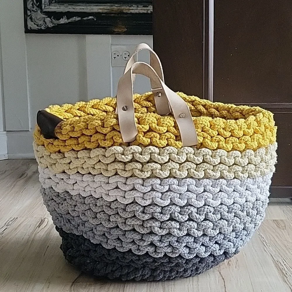 Ugg Rainbow Gradient Thick Rope Basket Yellow Gold Gray Medium Size 12 x 16
